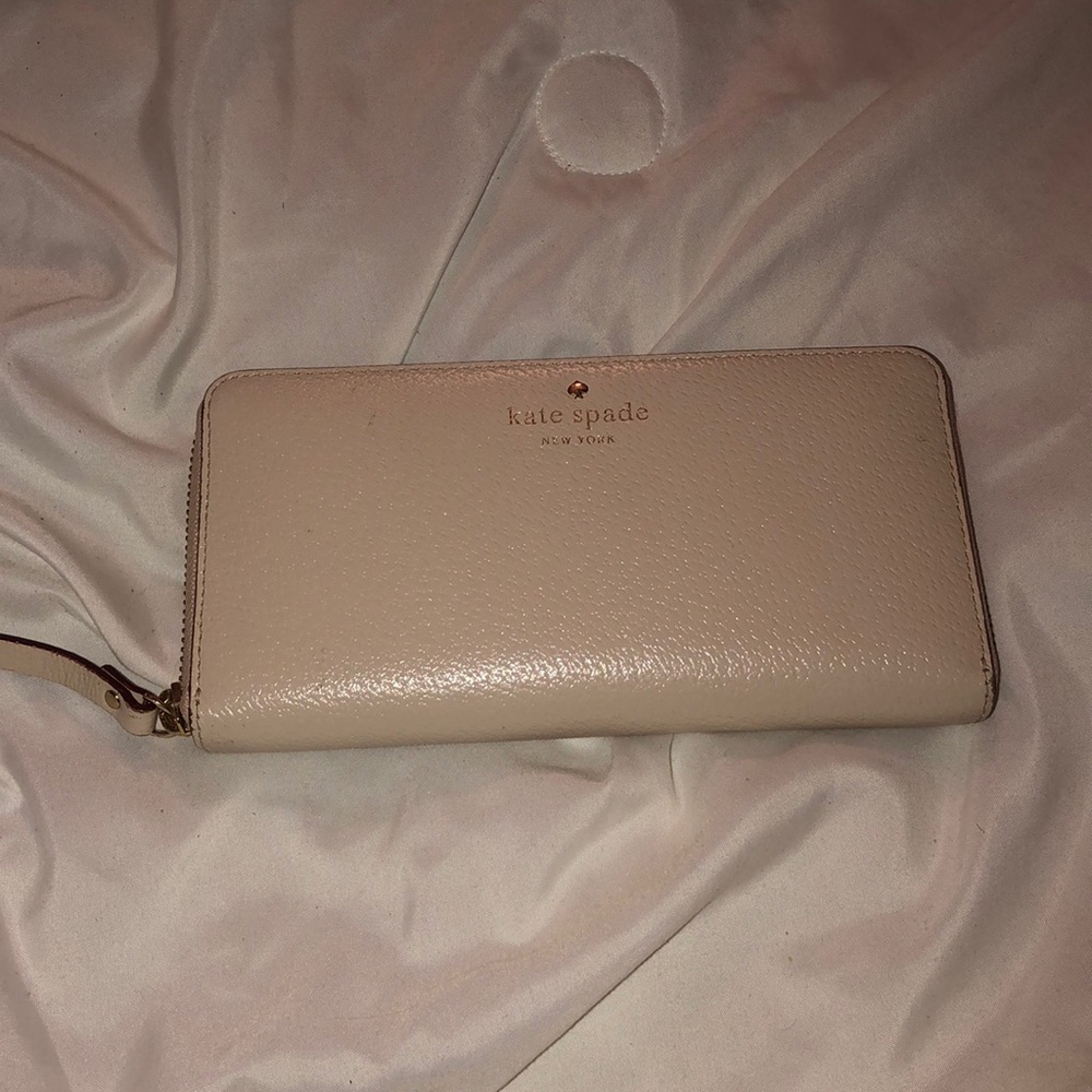 Kate Spade Cream Wallet